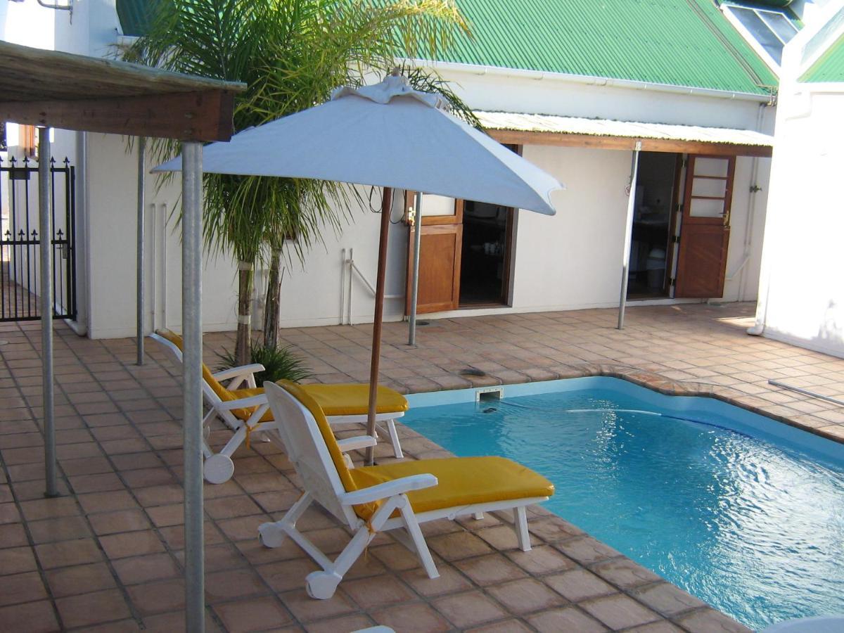 Aant Dorpseind Hotel Vanrhynsdorp Exterior photo