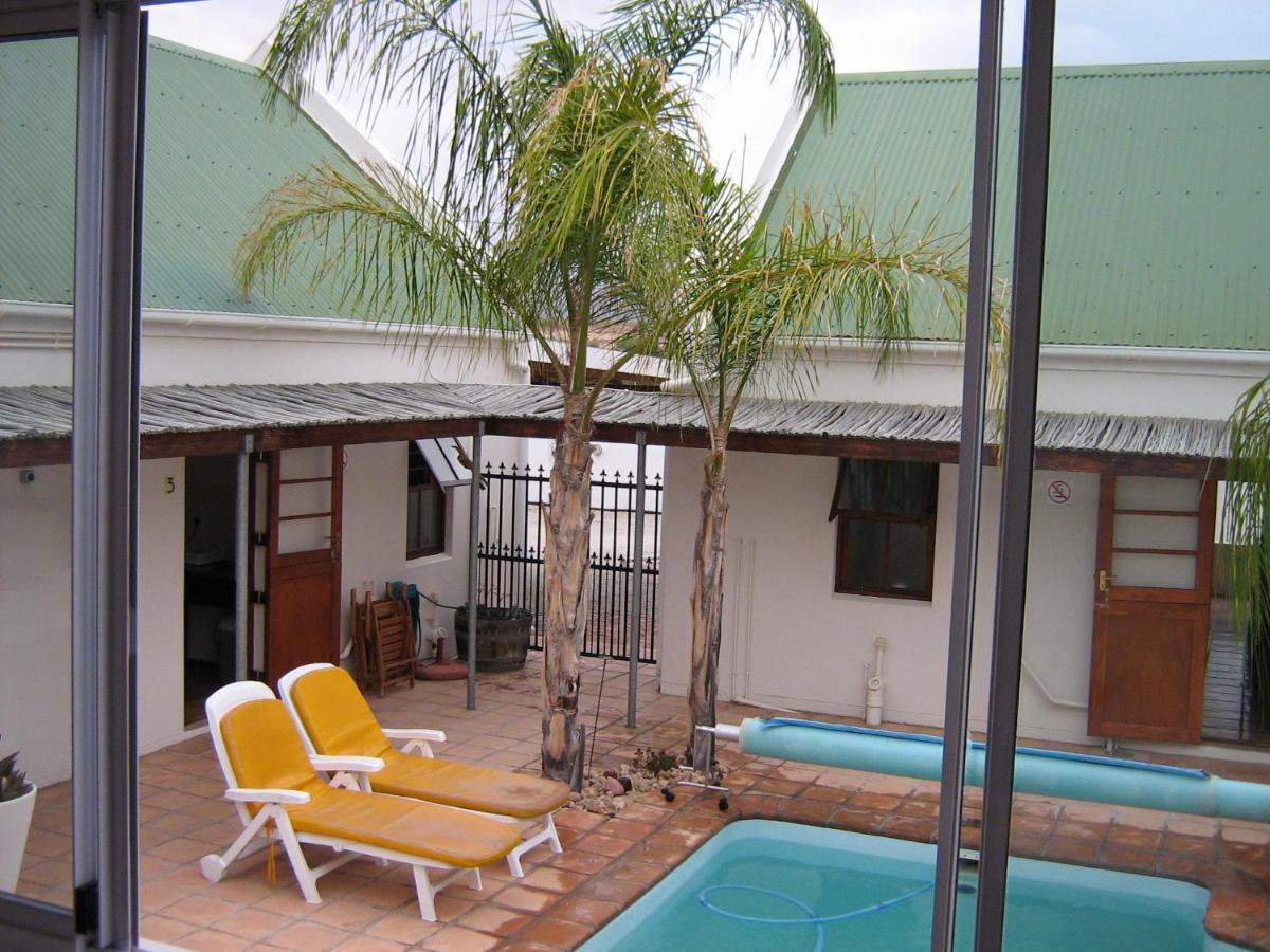 Aant Dorpseind Hotel Vanrhynsdorp Exterior photo